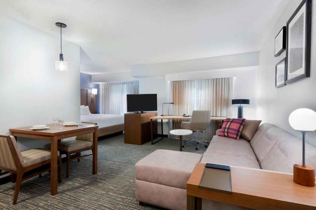 Hotel By Marriott Tampa At Usf/medical Center 3*