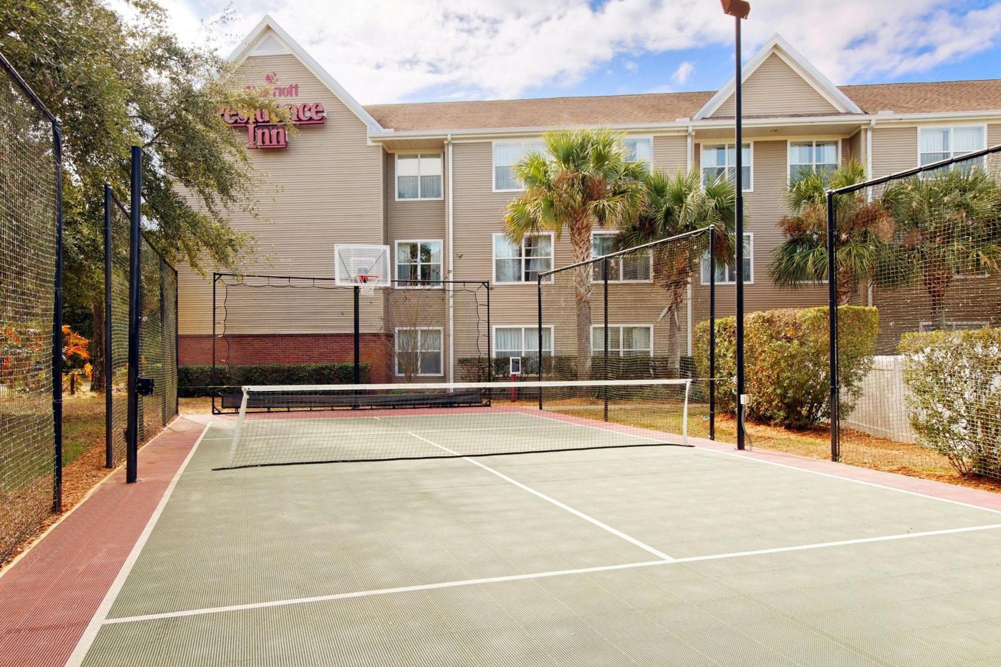 By Marriott Tampa At Usf/medical Center Hotel 3*